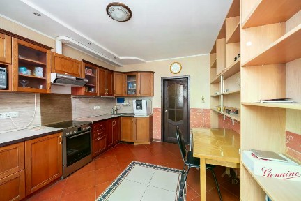 Продается 2-комн. квартира, 75,3 м²
