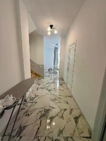 Продается 2-этажный таунхаус, 141 м²