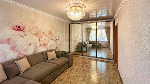 Сдается 4-комн. квартира, 81 м²