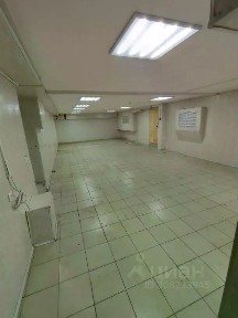 Сдается торговая площадь, 374,8 м²