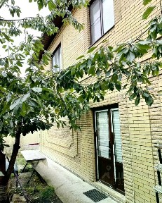 Сдается 2-этажный дом, 70 м²