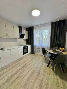 Продается 2-комн. квартира, 50,2 м²