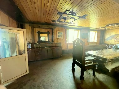 Продается здание, 1 800 м²