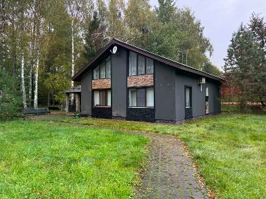 Продается 2-этажный коттедж, 200 м²