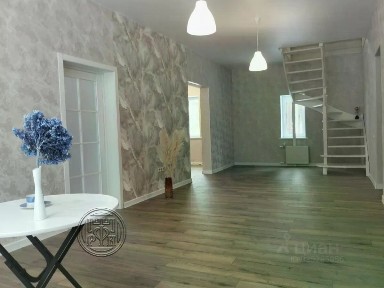 Продается 2-этажный дом, 218 м²