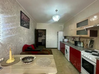 Сдается 2-комн. квартира, 77,9 м²