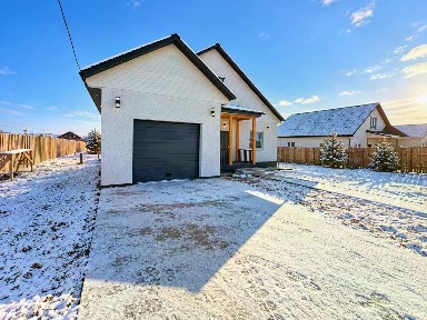Продается 2-этажный дом, 222 м²