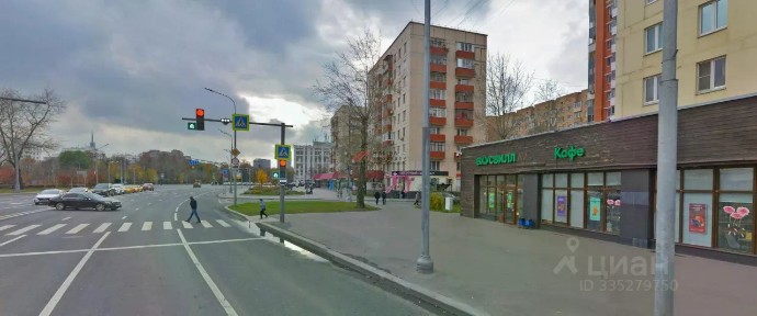 Продается торговая площадь, 484 м²
