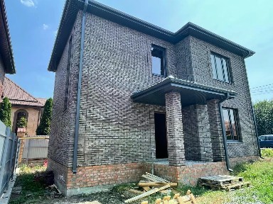 Продается 2-этажный дом, 140 м²