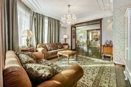 Продается 3-комн. квартира, 132 м²