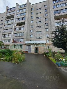 Продается 50% квартиры, 54,1/30/9,9 м²