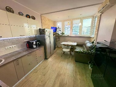 Продается 2-комн. квартира, 55,3 м²