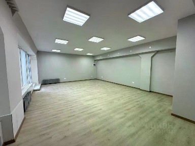 Продается торговая площадь (B)