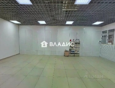 Продается торговая площадь (B)