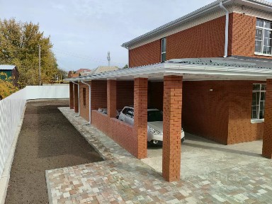 Продается 2-этажный дом, 313 м²