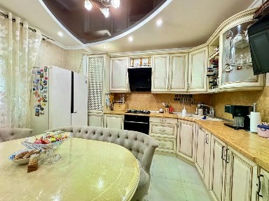 Продается 2-комн. квартира, 65,6 м²