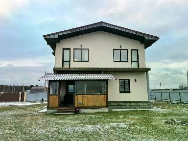 Продается 2-этажный коттедж, 305 м²