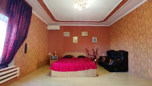 Сдается 2-этажный дом, 100 м²
