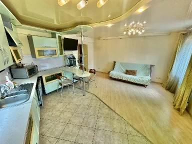 Продается 2-комн. квартира, 79,6 м²