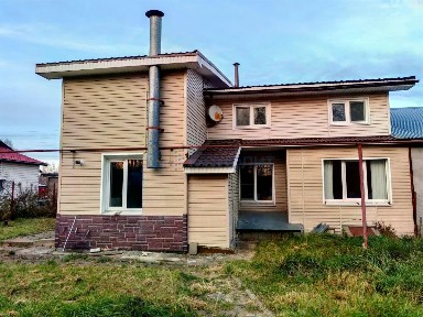 Продается 2-этажный дом, 200 м²