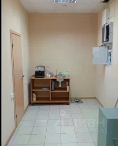 Калининградская область, Калининград, р-н Центральный, Комсомольская ул., 107