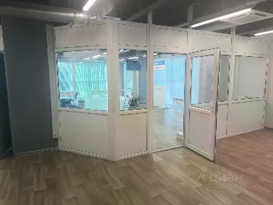 Сдается помещение свободного назначения, 585 м²