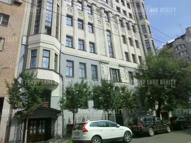 Сдается 4-комн. квартира, 139 м²