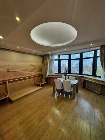 Сдается 3-комн. квартира, 114 м²