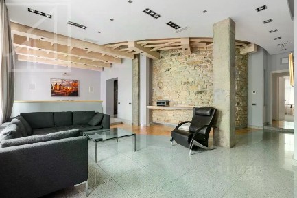 Сдается 4-комн. квартира, 140 м²