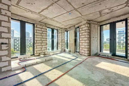 Продается 4-комн. квартира, 131,6 м²