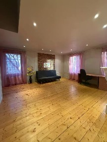 Сдается 2-этажный дом, 131 м²
