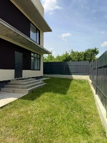 Продается 3-этажный дом, 200 м²