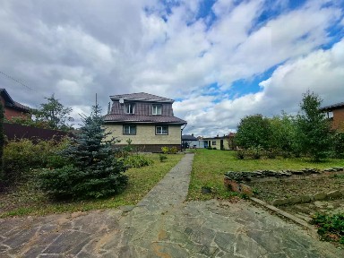 Продается 2-этажный дом, 184 м²