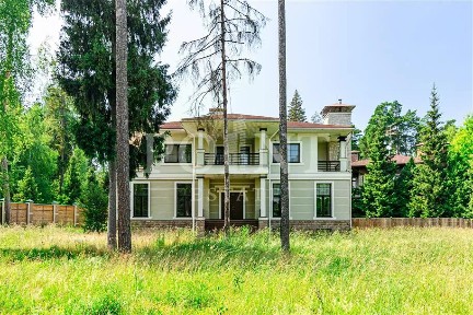 Продается 2-этажный коттедж, 600 м²
