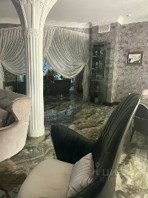 Сдается 3-этажный коттедж, 700 м²