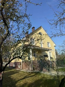Сдается 3-этажный коттедж, 300 м²