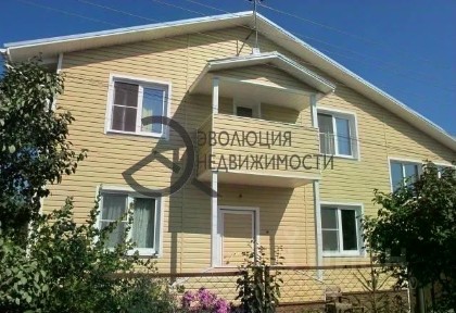 Сдается 2-этажный дом, 216 м²