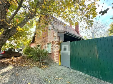 Продается 2-этажный дом, 180 м²