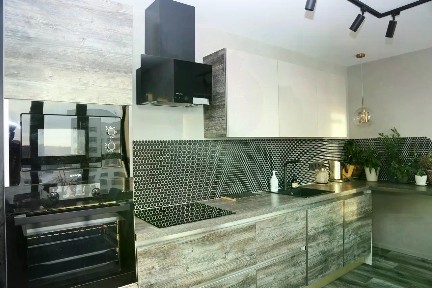 Продается квартира свободной планировки, 95 м²