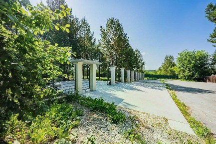 Продается 3-этажный коттедж, 394 м²