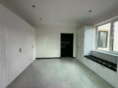 Продается 2-этажный дом, 282 м²