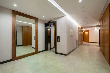 Продаются 1-комн. апартаменты, 52,7 м²