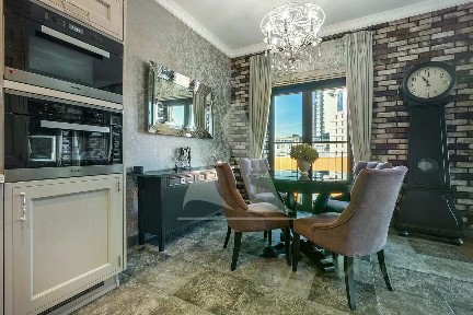 Продается 4-комн. квартира, 151,6 м²