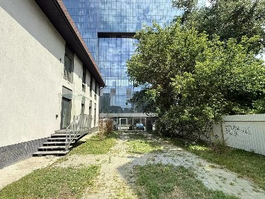 Сдается здание, 628 м²