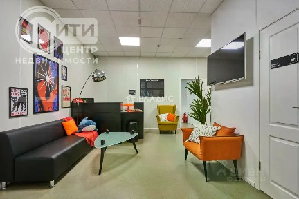 Сдается помещение свободного назначения, 325,6 м²