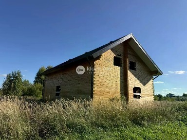 Продается 2-этажный дом, 200 м²