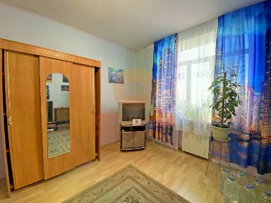 Сдается 1-комн. квартира, 76 м²
