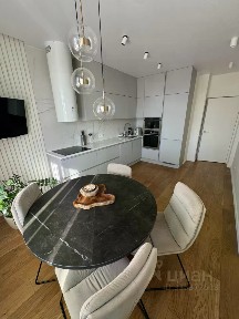 Продается 2-комн. квартира, 80 м²