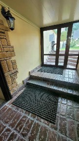 Продается торговая площадь, 212 м²