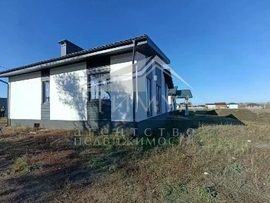 Продается 1-этажный дом, 103 м²